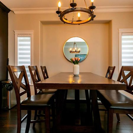 فكتوريا Bellamy Manor Large Home With 5Beds! In Langford المظهر الخارجي الصورة