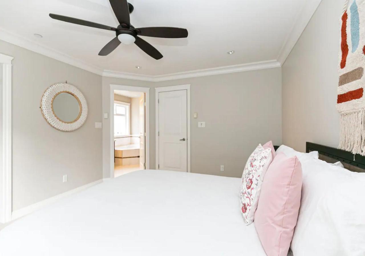 فكتوريا Bellamy Manor Large Home With 5Beds! In Langford المظهر الخارجي الصورة